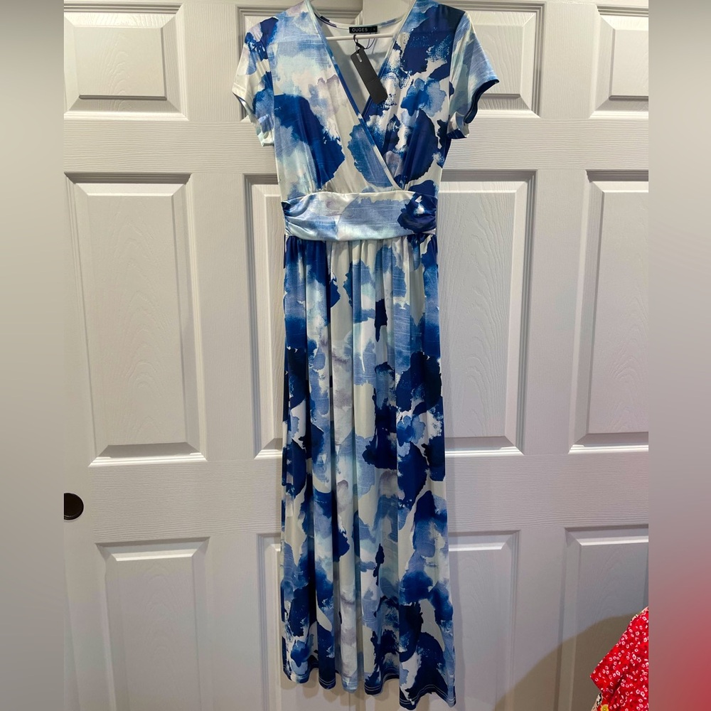 Blue floral maxi dress size S NWT